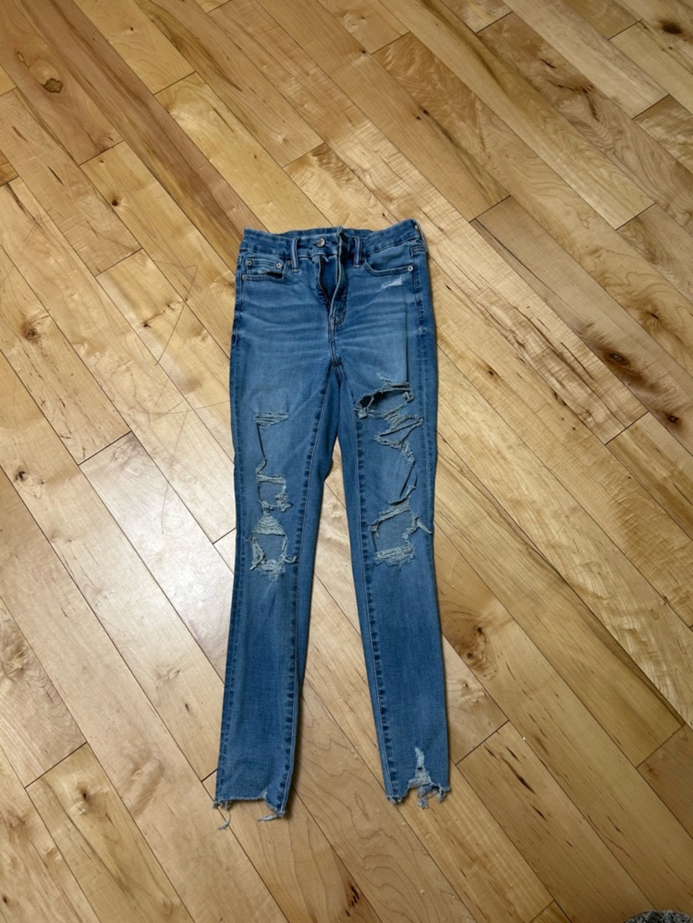 American Eagle Outfitters Distressed Skinny Jeans - Blue